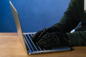 Crimes Virtuais: Identifique, Denuncie e Proteja-se